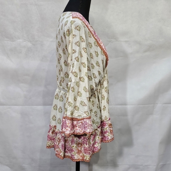 Angie Dolman Sleeve V-neck Empire Waist Ruffled Hem Floral Pullover Top Sz L - Picture 3 of 7